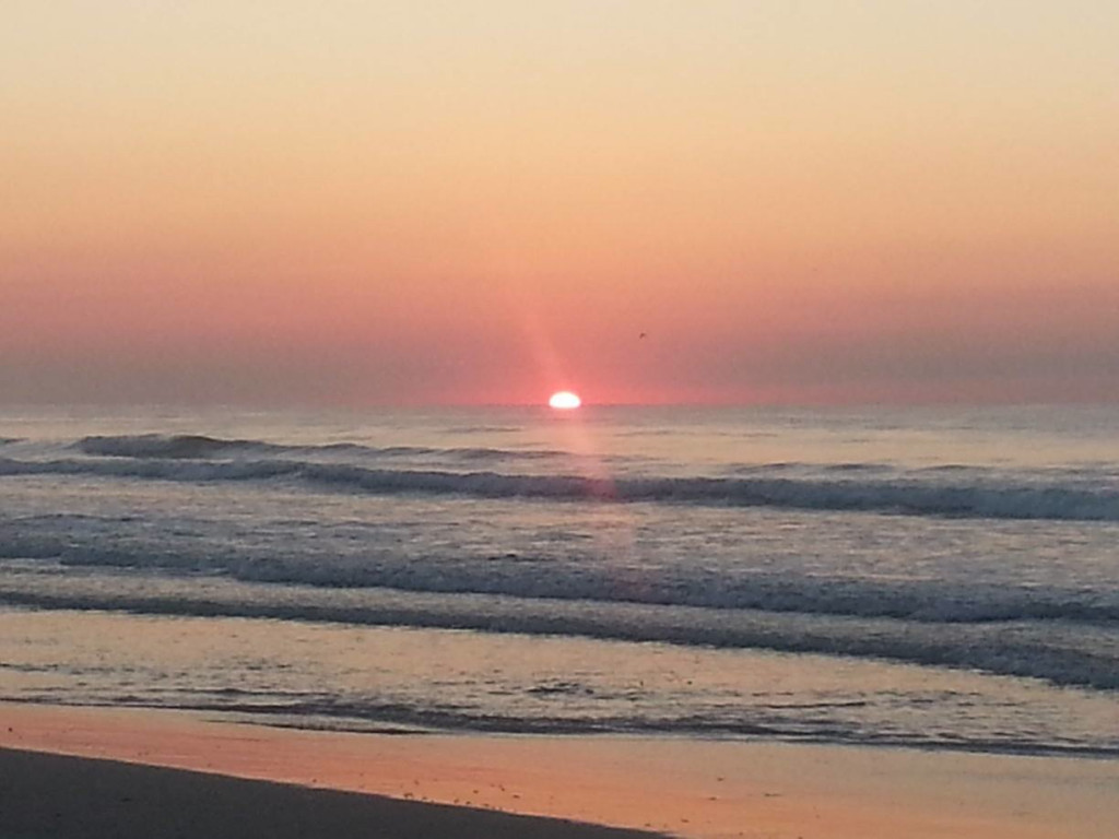 sunrise-over-ocean